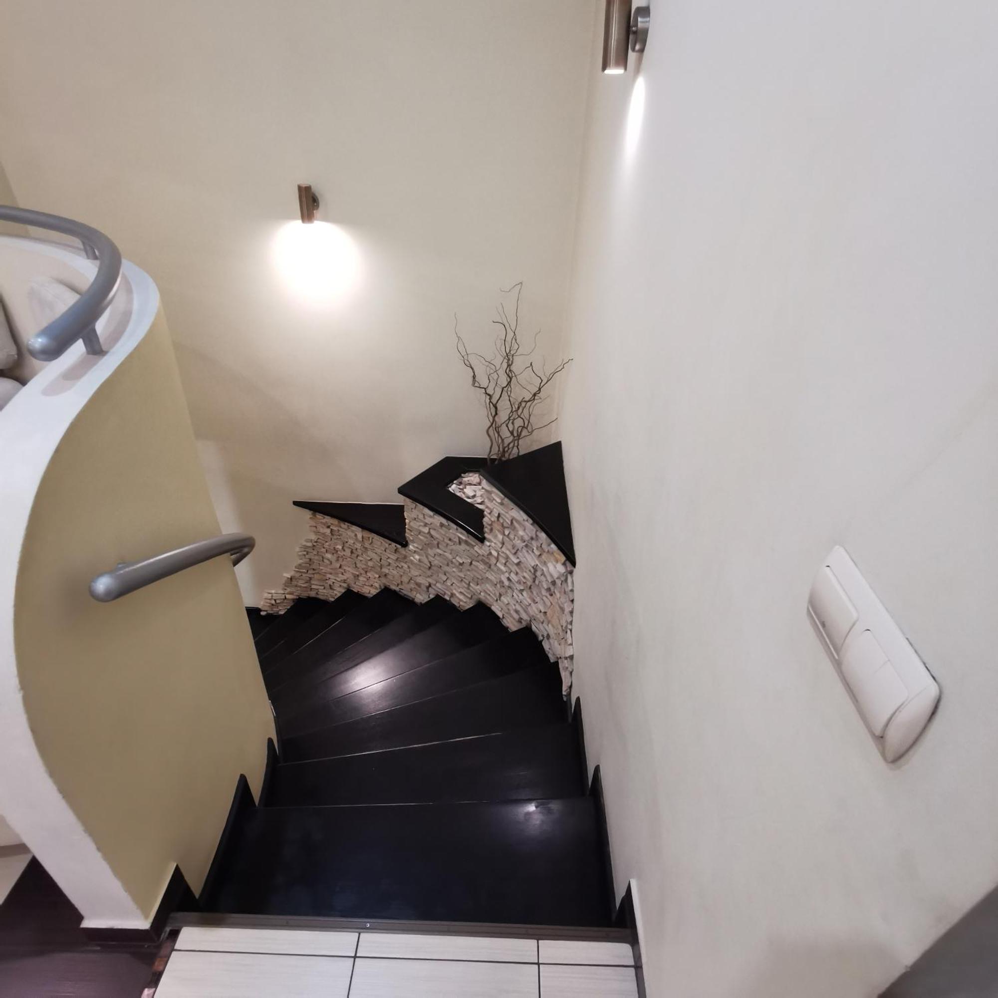 Big Apartment In Rivne Center Экстерьер фото