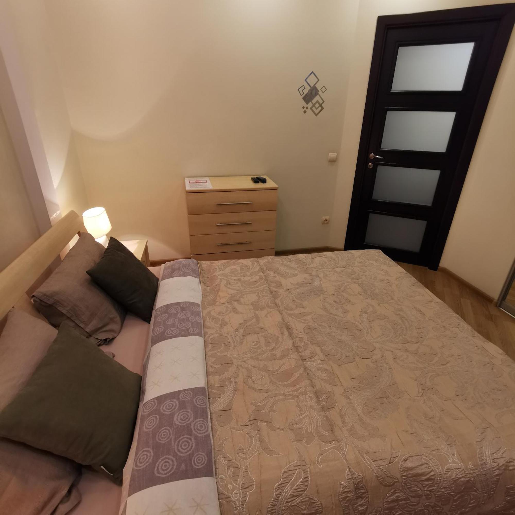 Big Apartment In Rivne Center Экстерьер фото